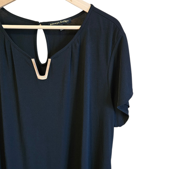 Always Indigo Black Keyhole V-Neck Short Sleeve Blouse Top Women's 3X - Picture 2 of 7